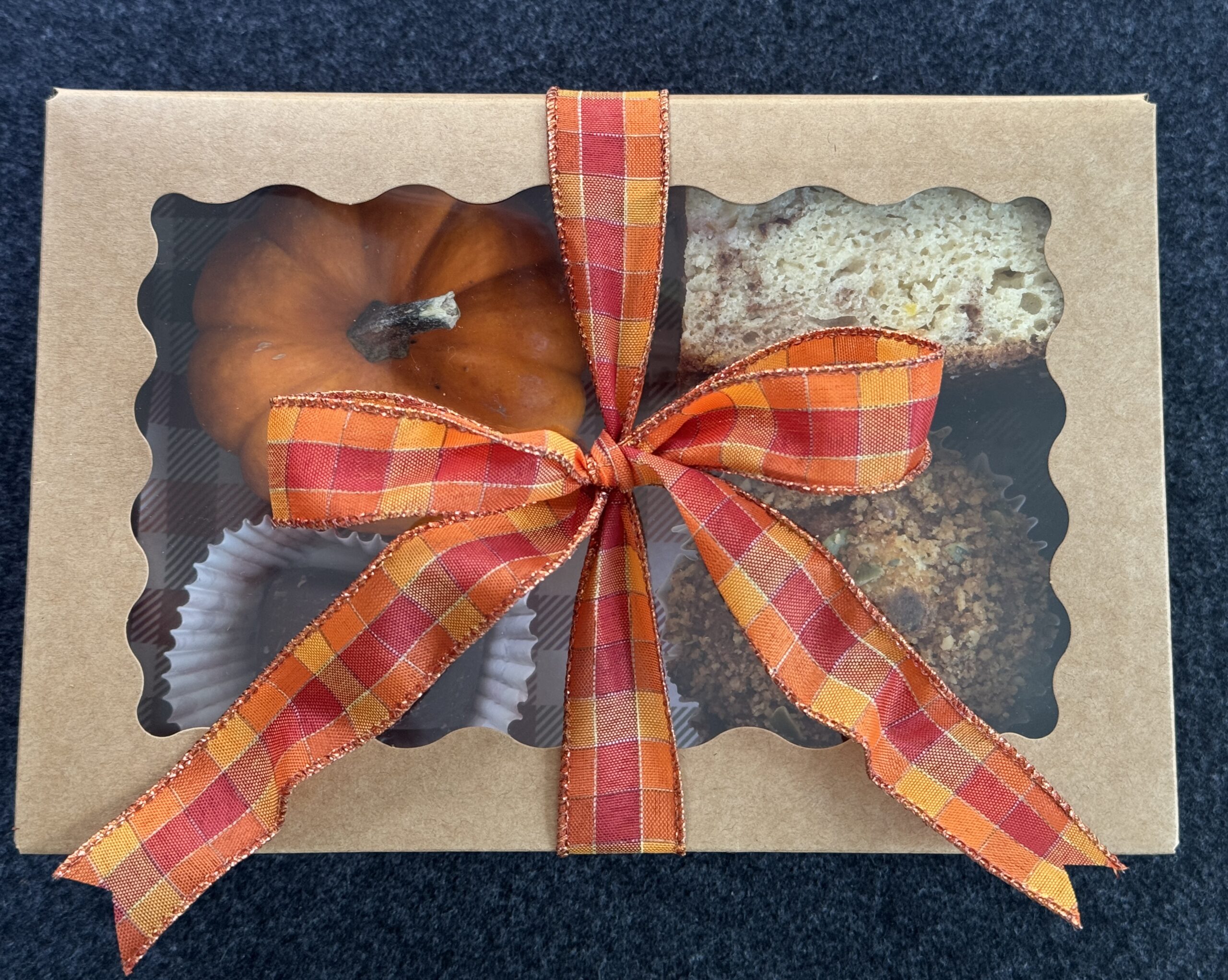 🍁 Cozy Fall Treat Box - Image 2