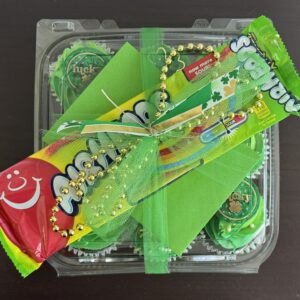 Alternative view of 🍀 Lucky Lumberjack Cupcakes - mindyKNOWS NAU